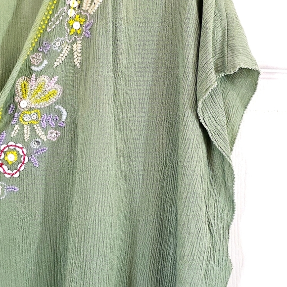 Anthropologir Floreat Green Embellished Vneck Top L Floral Embroidered Sequins - Picture 6 of 8